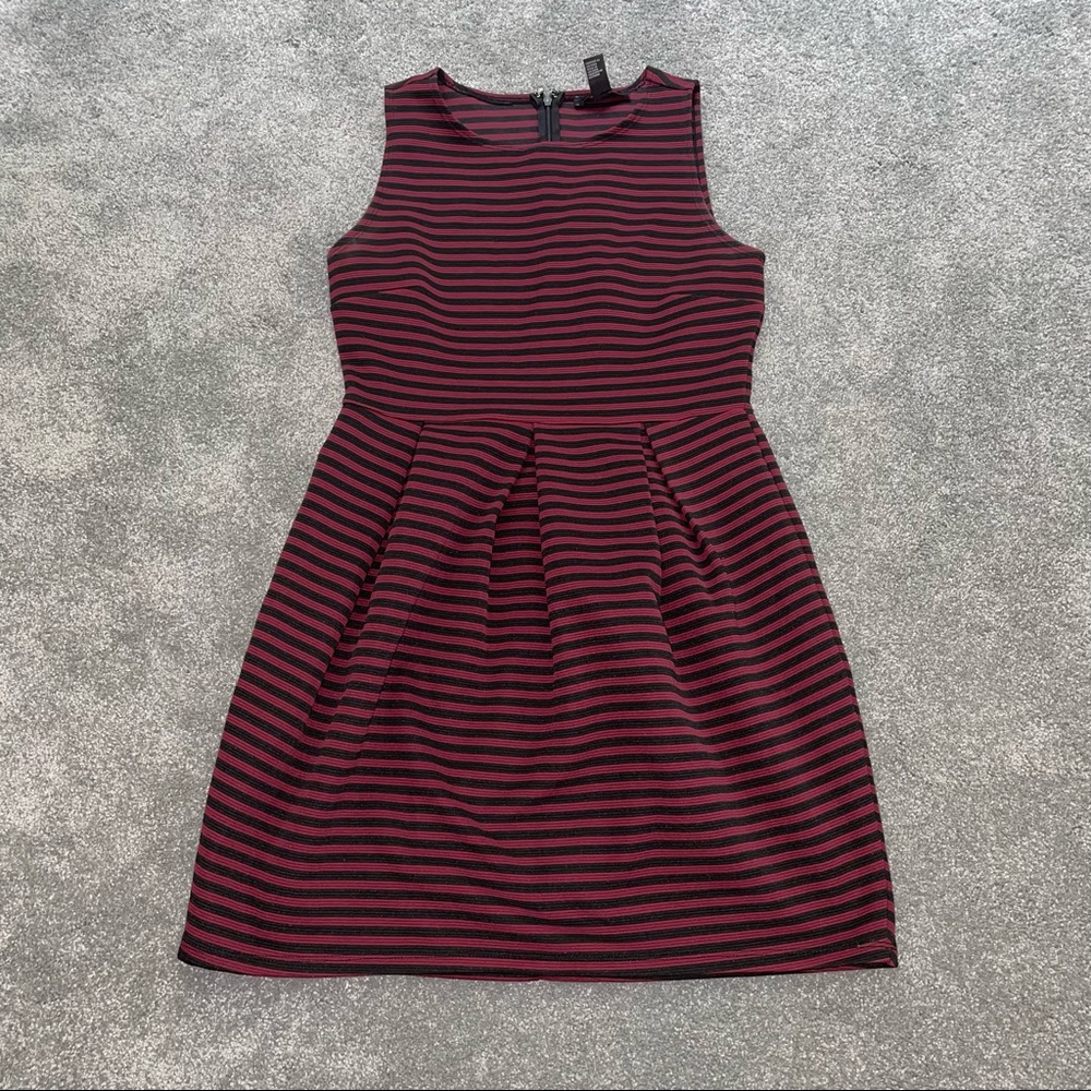 Striped Dress (M)